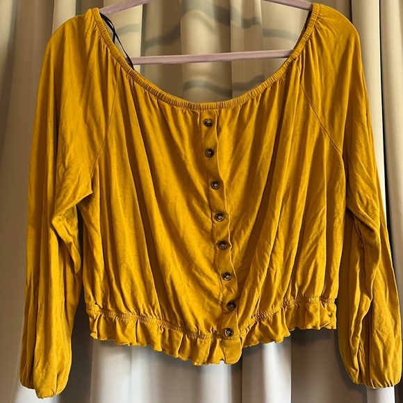 H&M Tops - H&M Mustard Crop off the shoulder 3/4 sleeve